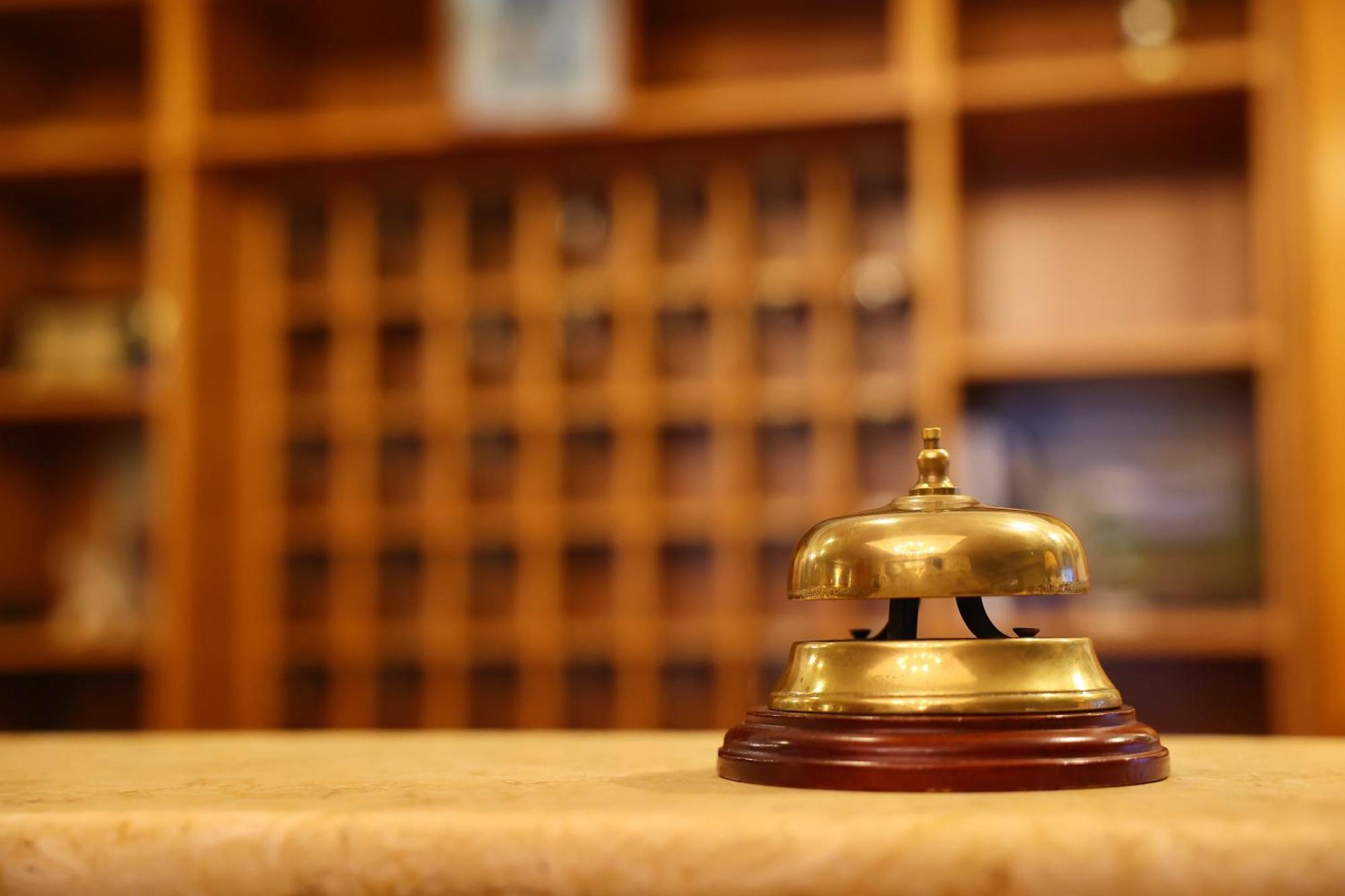 Hotel Max Аверса Екстер'єр фото